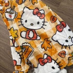 Hello Kitty Orange and White Checkered fall Blanket